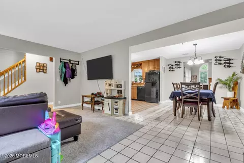 Entry Way - 823 Bowman Rd, Jackson, NJ 08527 photo 2 of 2
