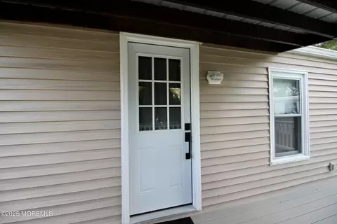 Exterior - 41 Eagle Dr, Whiting, NJ 08759 photo 6 of 12