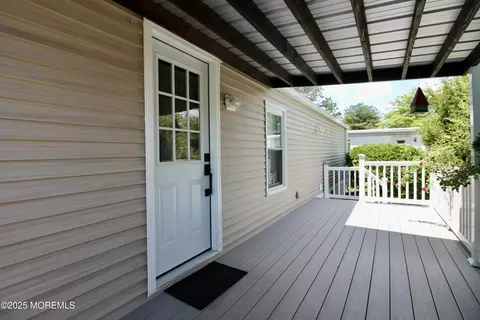 Exterior - 41 Eagle Dr, Whiting, NJ 08759 photo 5 of 12