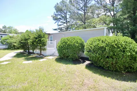 Exterior - 41 Eagle Dr, Whiting, NJ 08759 photo 1 of 12