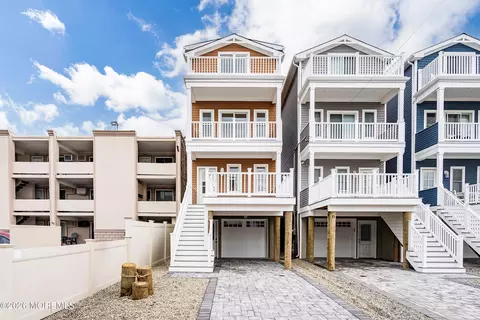 51 Sampson Ave, Seaside Heights, NJ 08751