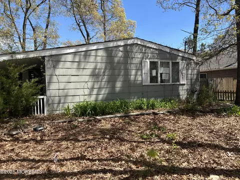 614 Beach Blvd, Forked River, NJ 08731