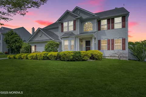 22 Ernest Dr, Lanoka Harbor, NJ 08734