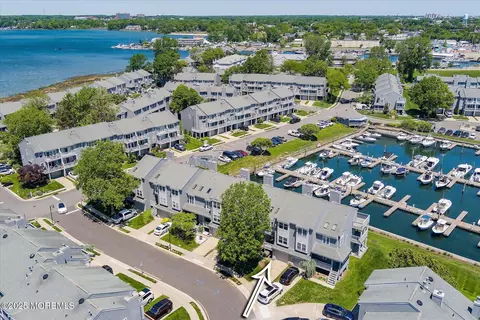 211 Schooner Cir, Neptune City, NJ 07753