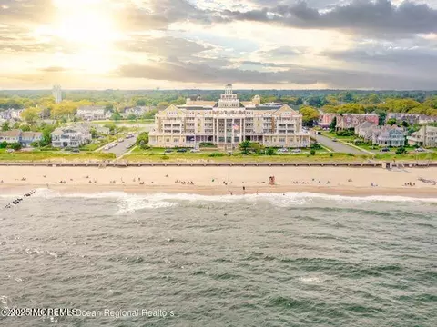 700 Ocean Ave #514, Spring Lake, NJ 07762