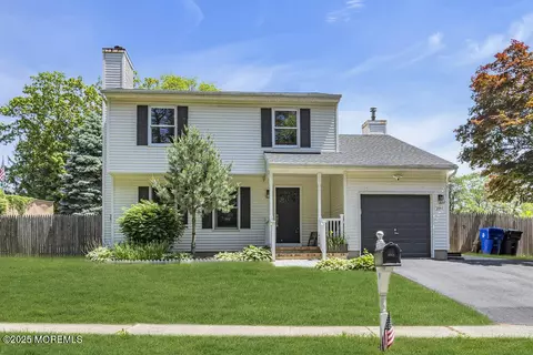 281 Old Toms River Rd, Brick, NJ 08723
