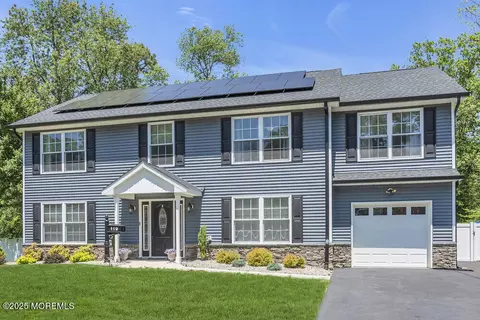 119 Darien Rd, Howell, NJ 07731