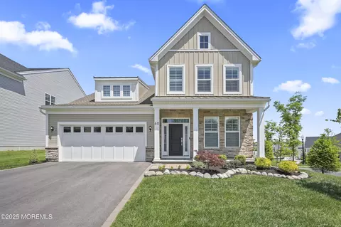 60 Sofia Dr, Manalapan, NJ 07726