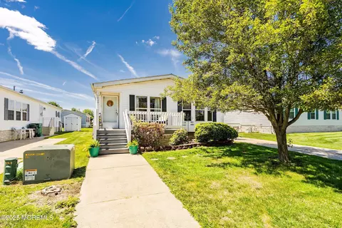 1400 Forest Way, Whiting, NJ 08759