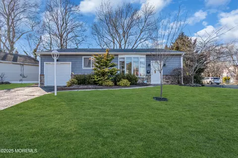 2 Hazlet Ave, Hazlet, NJ 07730