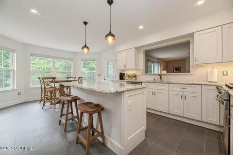 30 Thousand Oaks Ter, Howell, NJ 07731 photo 7