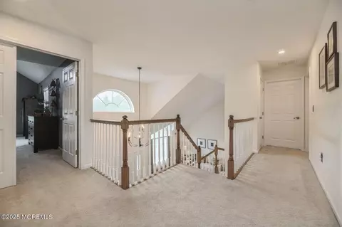 30 Thousand Oaks Ter, Howell, NJ 07731 photo 18