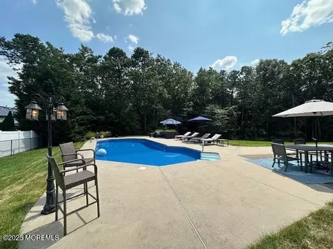 30 Thousand Oaks Ter, Howell, NJ 07731 photo 36