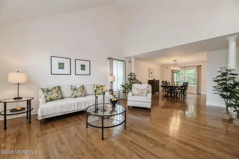 30 Thousand Oaks Ter, Howell, NJ 07731 photo 3