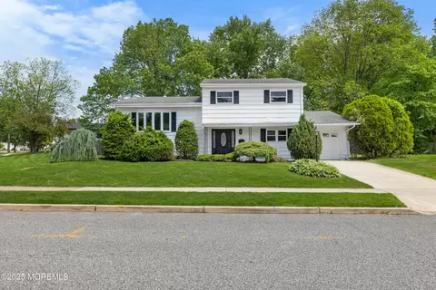 4 Arden Rd, Old Bridge, NJ 08857