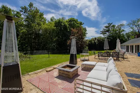 Exterior - 135 Rumson Rd, Rumson, NJ 07760 photo 3 of 5