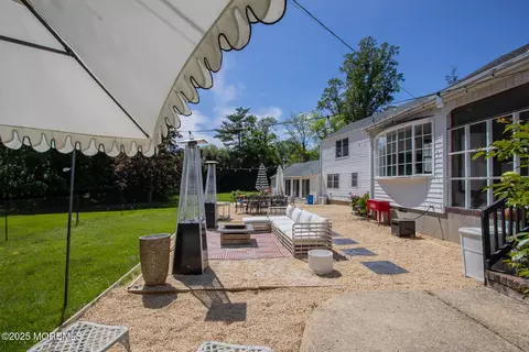Exterior - 135 Rumson Rd, Rumson, NJ 07760 photo 4 of 5