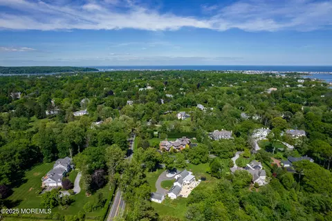 View/Area - 135 Rumson Rd, Rumson, NJ 07760 photo 2 of 3