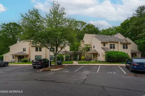 104 Deerfoot Way, Jackson, NJ 08527