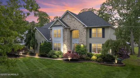 6 Stoneham Dr, Brick, NJ 08724