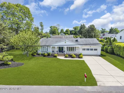 1101 Hawthorne Pkwy, Spring Lake, NJ 07762