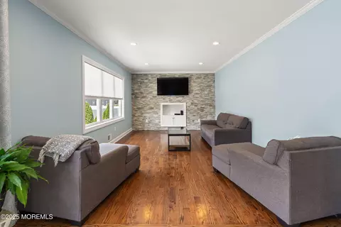 22 Corrigan Ave, Pine Beach, NJ 08741 photo 13