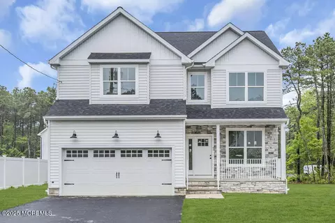 316 Seabrook Ave, Bayville, NJ 08721