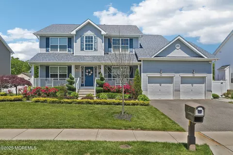 4 Bridle Path, Bayville, NJ 08721