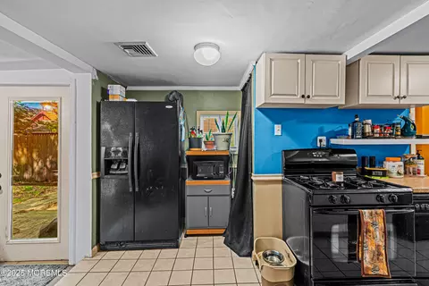 12 Central Ave, Waretown, NJ 08758 photo 3