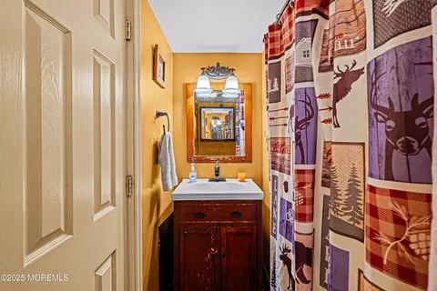 12 Central Ave, Waretown, NJ 08758 photo 12