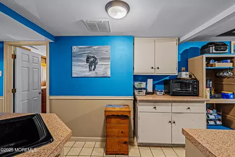12 Central Ave, Waretown, NJ 08758 photo 6