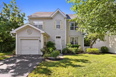 2060 Benjamin Cir, Wall, NJ 07719