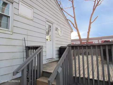 710 Baltic Dr, Brick, NJ 08723 photo 2