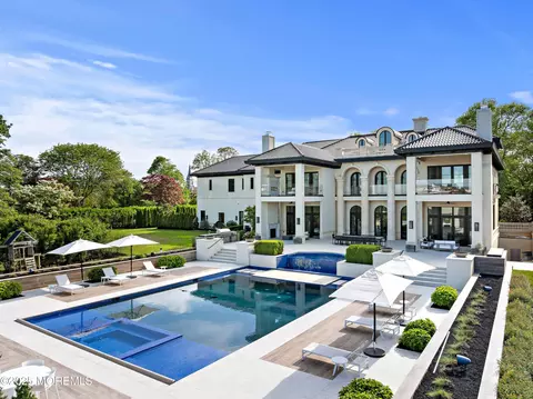 Exterior - 27 N Ward Ave, Rumson, NJ 07760 photo 8 of 16