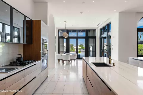 Kitchen - 27 N Ward Ave, Rumson, NJ 07760 photo 3 of 4