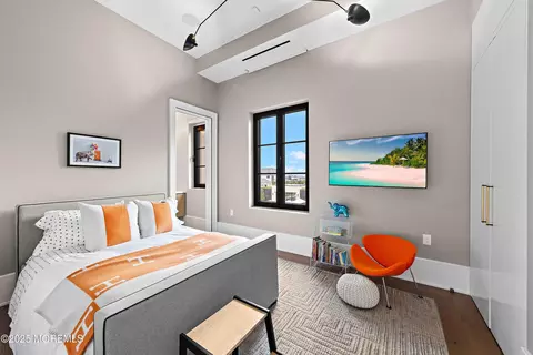 Bedroom - 27 N Ward Ave, Rumson, NJ 07760 photo 6 of 7