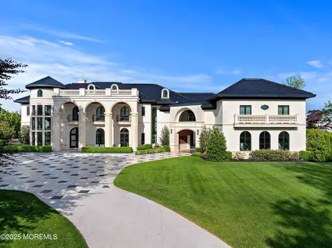 Exterior - 27 N Ward Ave, Rumson, NJ 07760 photo 1 of 16