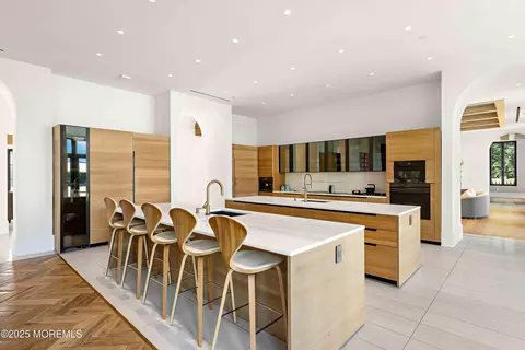 Kitchen - 27 N Ward Ave, Rumson, NJ 07760 photo 1 of 4