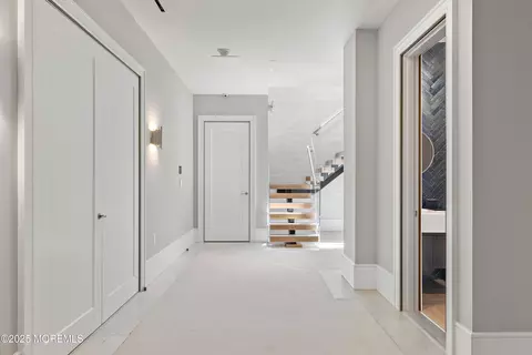 Entry Way - 27 N Ward Ave, Rumson, NJ 07760 photo 10 of 12