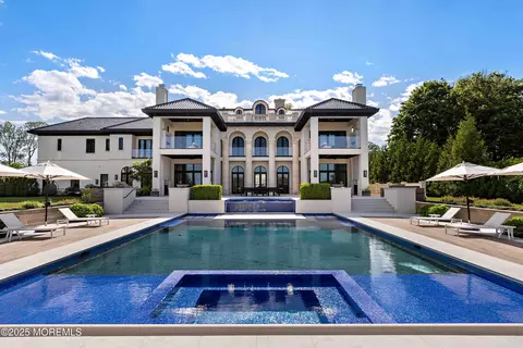 Exterior - 27 N Ward Ave, Rumson, NJ 07760 photo 12 of 16