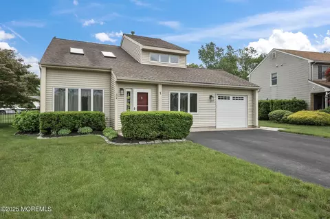 1 Independence Way, Howell, NJ 07731