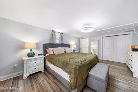 Bedroom - 420 Conifer Dr, Forked River, NJ 08731 photo 3 of 9