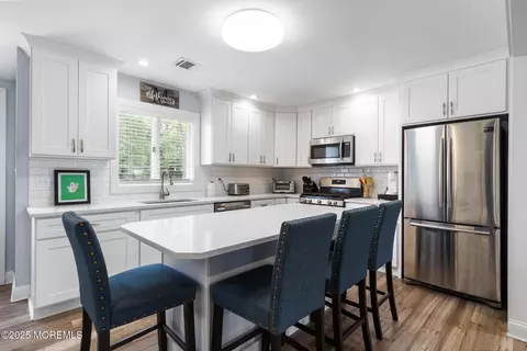 Kitchen - 420 Conifer Dr, Forked River, NJ 08731 photo 3 of 8