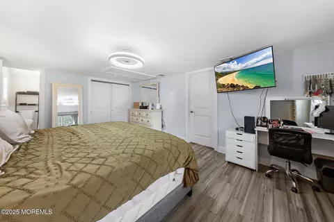 Bedroom - 420 Conifer Dr, Forked River, NJ 08731 photo 4 of 9
