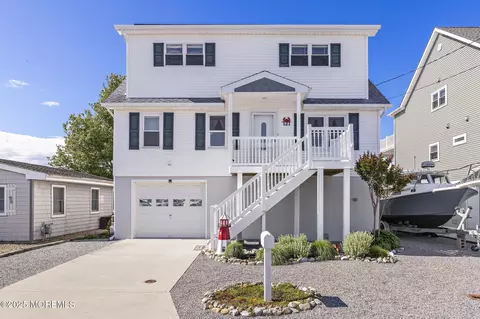 121 E Brig Dr, Little Egg Harbor, NJ 08087