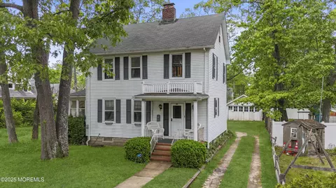 110 Kimball Rd, Lakewood, NJ 08701