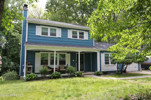 208 Hillcrest Ave, Neptune City, NJ 07753