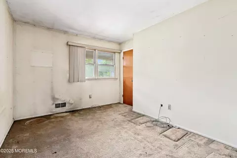 1233 Herkimer Rd, Brick, NJ 08724 photo 15