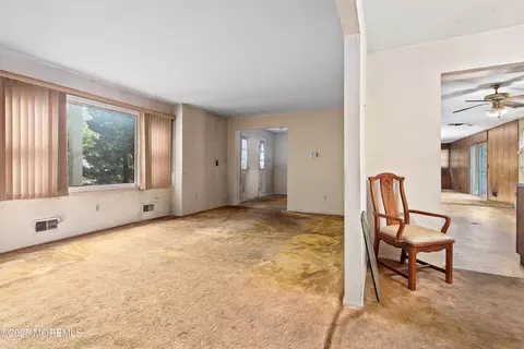1233 Herkimer Rd, Brick, NJ 08724 photo 4