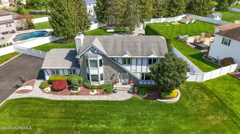 50 Locust Ct, Freehold, NJ 07728